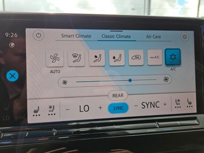 2026 Volkswagen Atlas SE with Technology