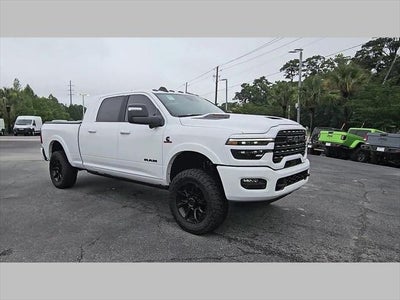 2025 RAM 2500 Limited Mega Cab 4x4 6'4' Box