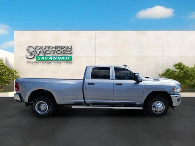 2024 RAM 3500 Tradesman Crew Cab 4x4 8' Box