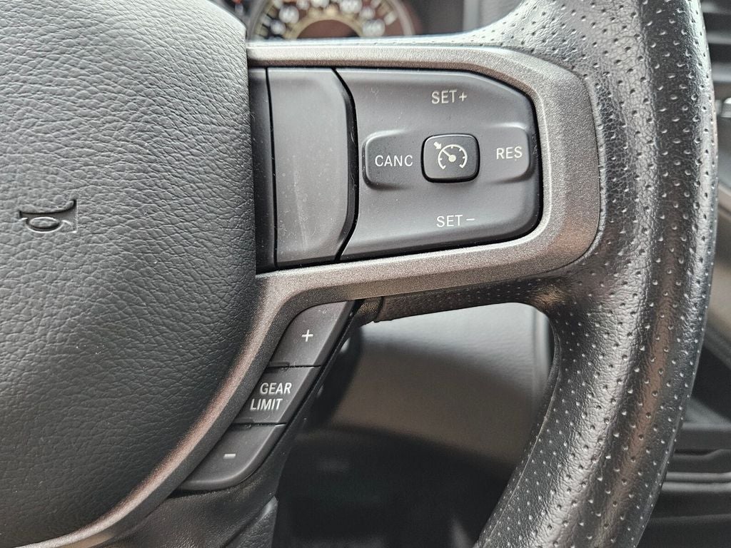 2023 RAM 3500 Tradesman Crew Cab 4x4 8' Box