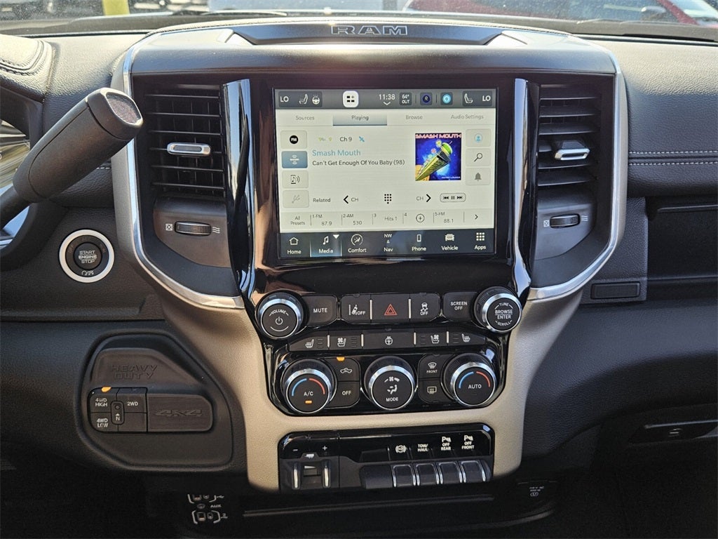2024 RAM 2500 Laramie Crew Cab 4x4 6'4' Box