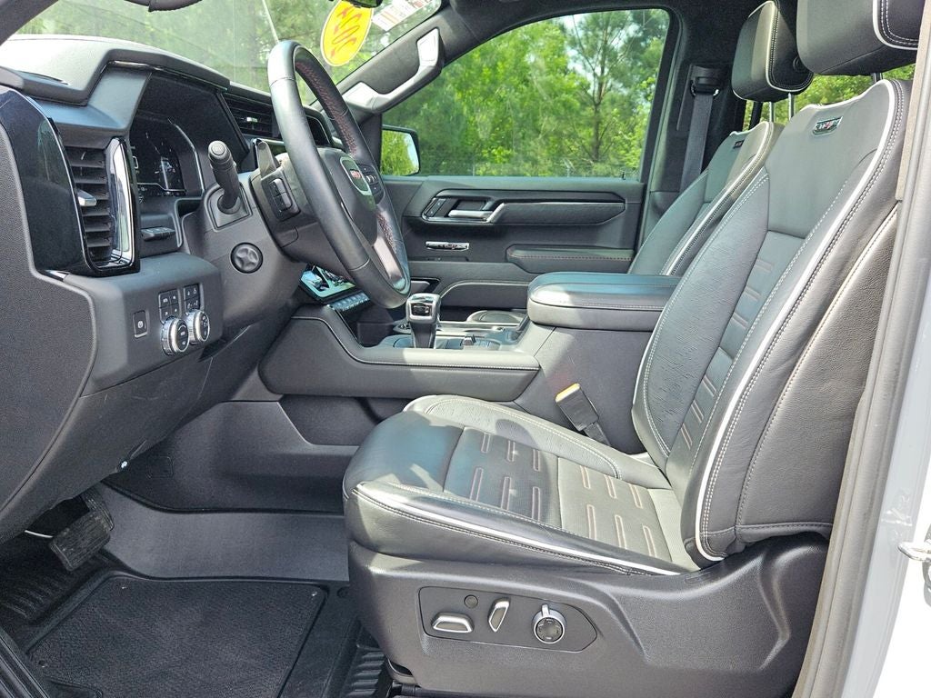 2024 GMC Sierra 1500 4WD Crew Cab Short Box AT4X