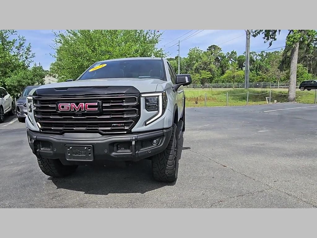 2024 GMC Sierra 1500 4WD Crew Cab Short Box AT4X