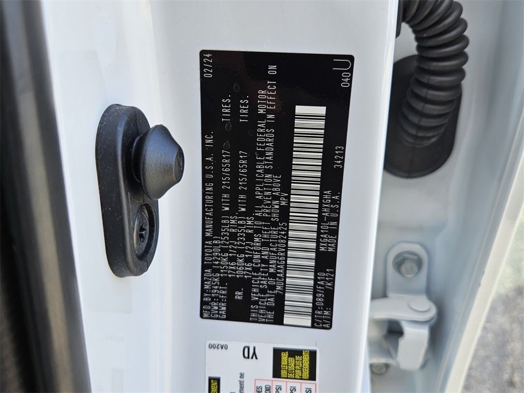 2024 Toyota Corolla Cross LE