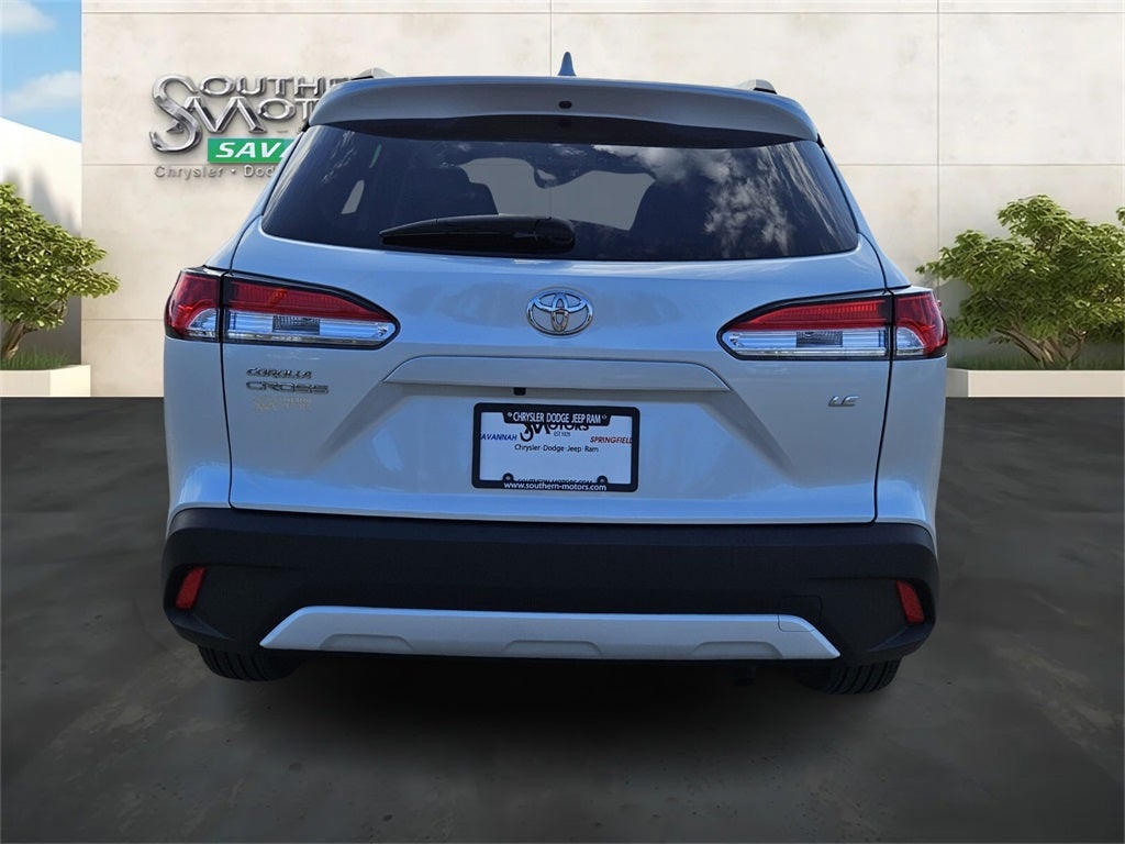 2024 Toyota Corolla Cross LE