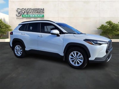 2024 Toyota Corolla Cross LE