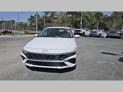 2025 Hyundai Elantra SEL Convenience