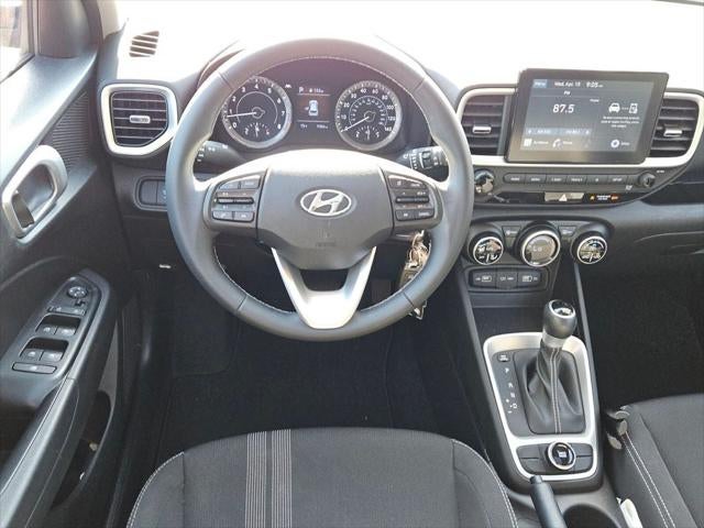 2022 Hyundai Venue SEL