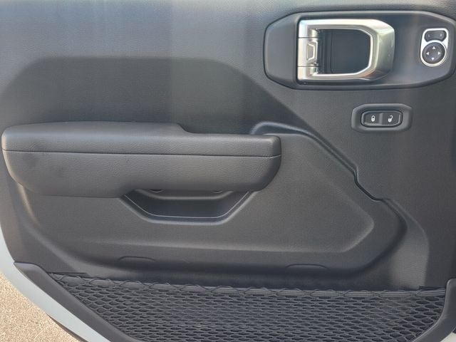 2025 Jeep Wrangler 4-Door Summit 4x4