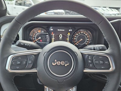 2025 Jeep Wrangler 4-Door Sahara 4x4
