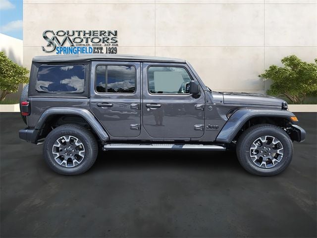 2025 Jeep Wrangler 4-Door Sahara 4x4