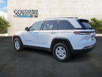 2023 Jeep Grand Cherokee Laredo 4x2