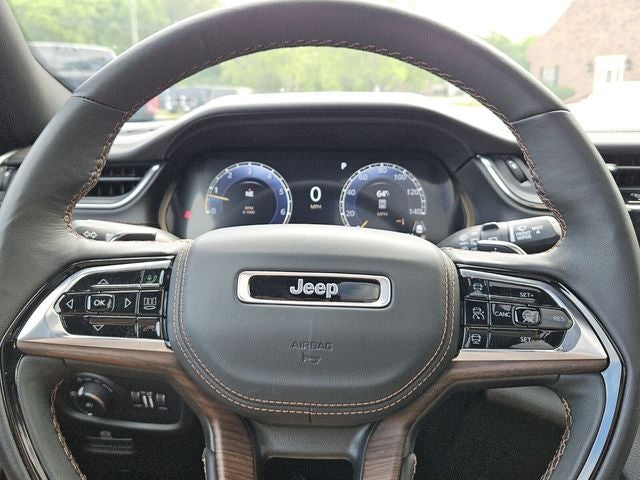 2025 Jeep Grand Cherokee Summit 4x4