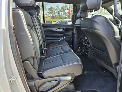 2024 Jeep Wagoneer Series II 4x2