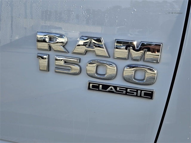 2024 RAM 1500 Classic SLT Quad Cab 4x2 6'4' Box