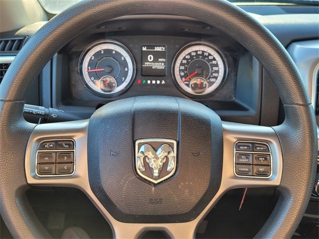 2024 RAM 1500 Classic SLT Quad Cab 4x2 6'4' Box