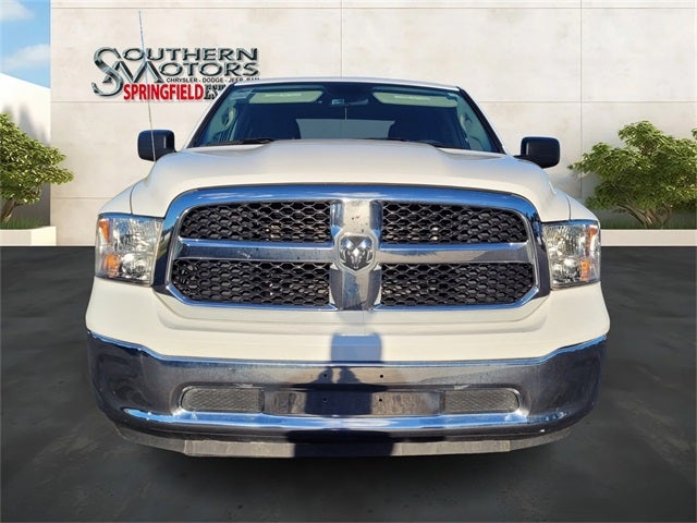 2024 RAM 1500 Classic SLT Quad Cab 4x2 6'4' Box