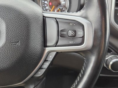 2022 RAM 1500 Big Horn Quad Cab 4x2 6'4' Box