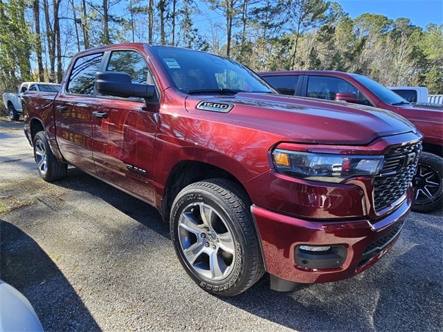 2025 RAM 1500 Tradesman Crew Cab 4x4 5'7' Box