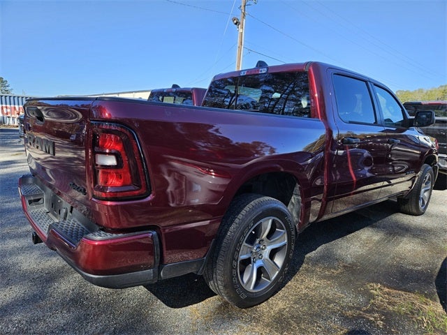 2025 RAM 1500 Tradesman Crew Cab 4x4 5'7' Box