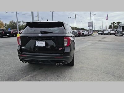 2022 Ford Explorer ST