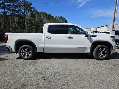 2025 GMC Sierra 1500 4WD Crew Cab Short Box SLT
