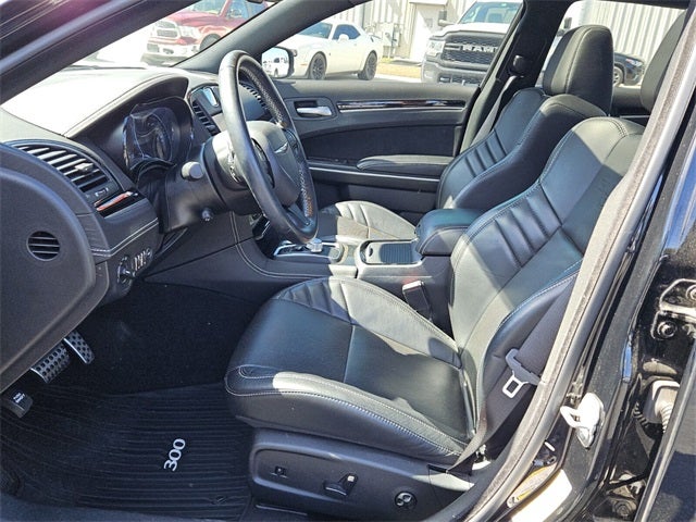 2023 Chrysler 300 300C