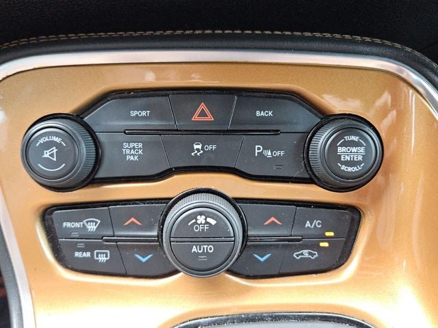 2016 Dodge Challenger 392 Hemi Scat Pack Shaker