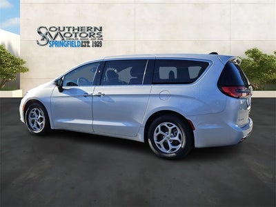 2024 Chrysler Pacifica Limited
