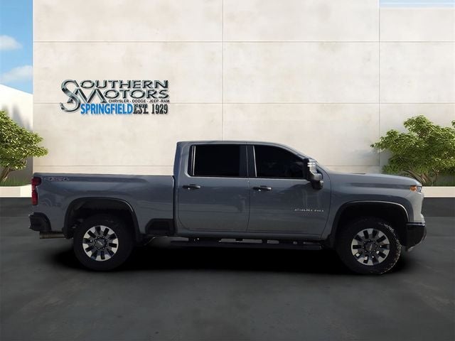 2025 Chevrolet Silverado 2500HD 4WD Crew Cab Standard Bed Custom
