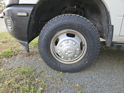 2022 RAM 3500 Tradesman Crew Cab 4x4 8' Box