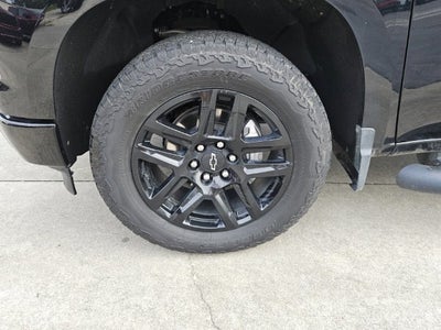 2025 Chevrolet Silverado 1500 4WD Crew Cab Short Bed Custom