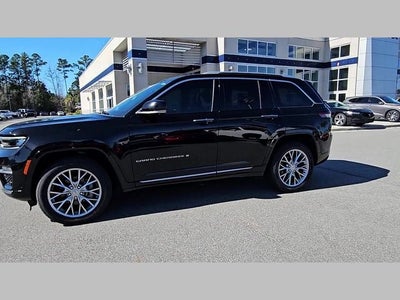 2022 Jeep Grand Cherokee Summit