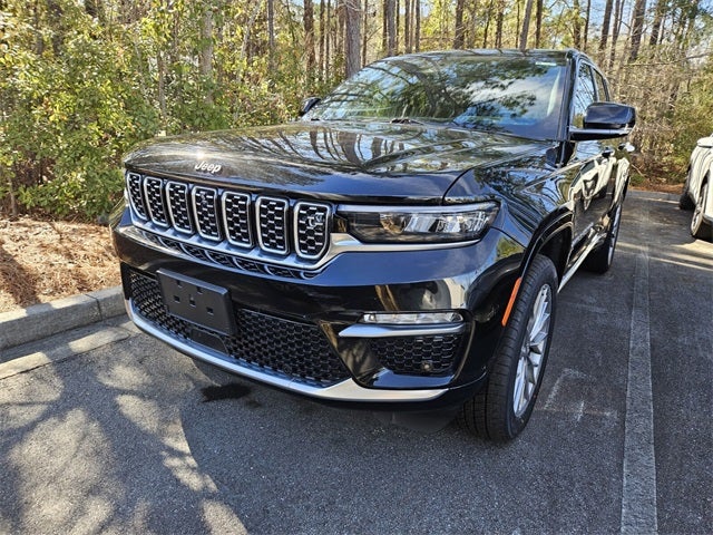 2022 Jeep Grand Cherokee Summit