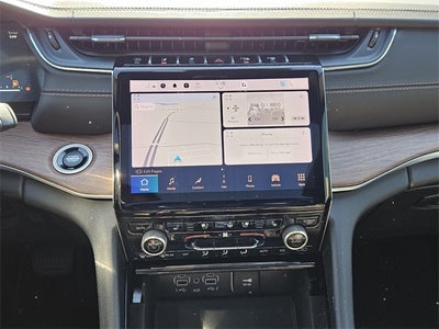 2022 Jeep Grand Cherokee Summit