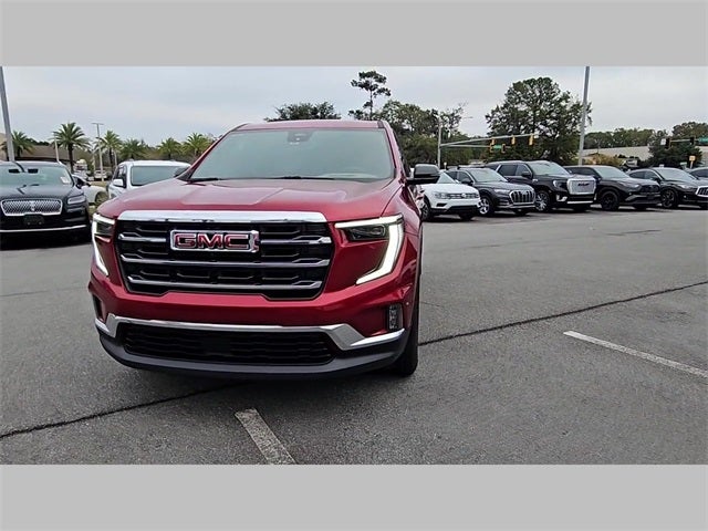 2024 GMC Acadia Elevation