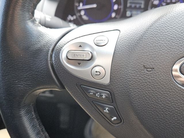 2017 INFINITI QX70 Base