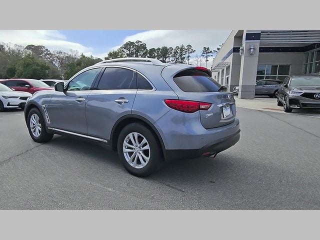 2017 INFINITI QX70 Base