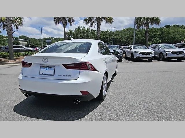 2016 Lexus IS 300