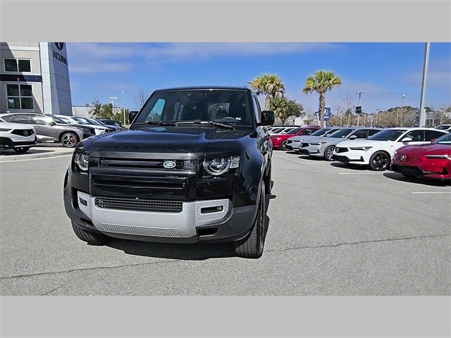 2025 Land Rover Defender 110 S