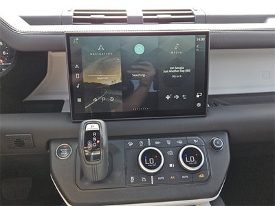 2025 Land Rover Defender 110 S