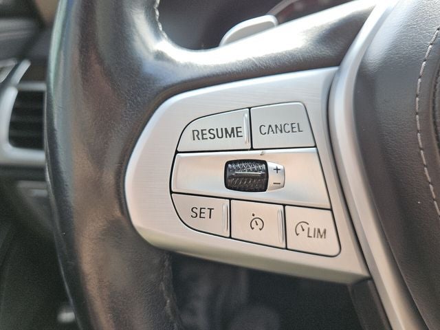 2022 BMW 7 Series 740i