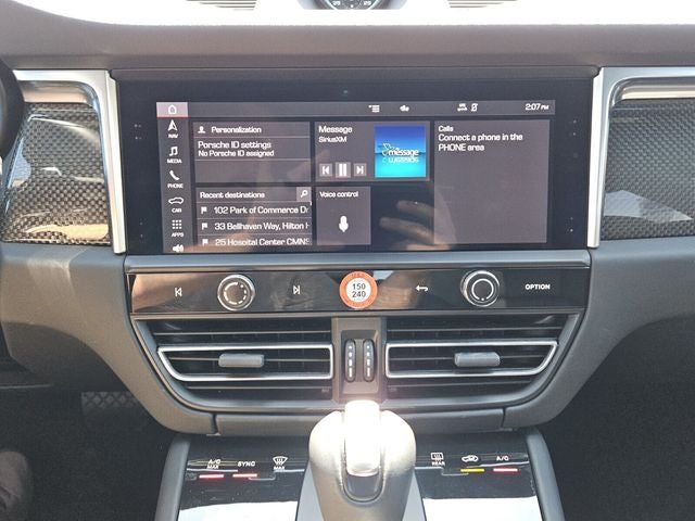 2022 Porsche Macan GTS