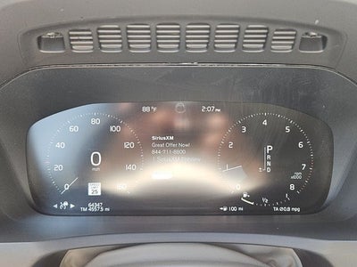 2022 Volvo XC90 T5 Momentum
