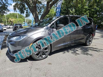 2019 Chrysler Pacifica Touring Plus