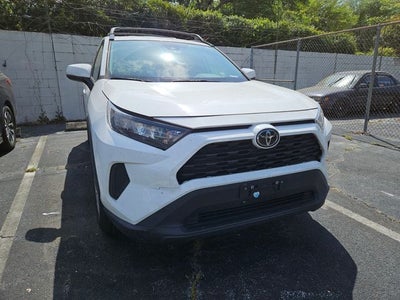 2020 Toyota RAV4 LE