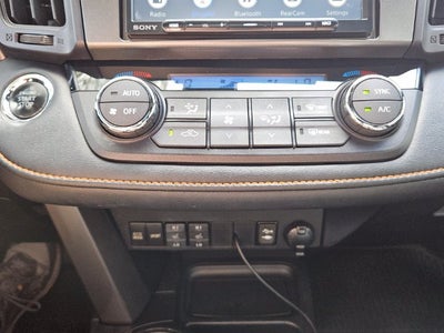 2016 Toyota RAV4 SE