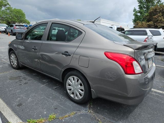 2015 Nissan Versa 1.6 S Plus