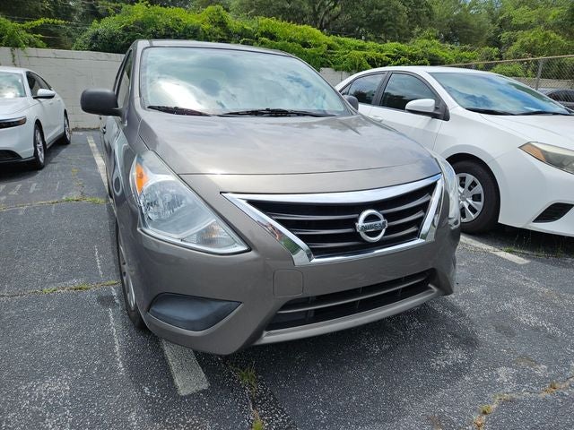 2015 Nissan Versa 1.6 S Plus