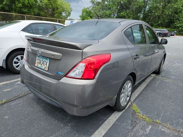 2015 Nissan Versa 1.6 S Plus